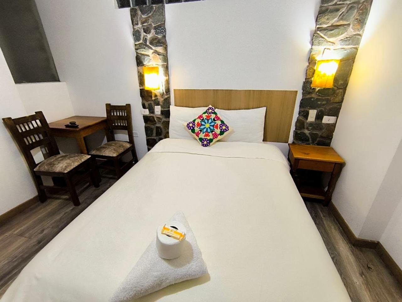 Hostal Balcon De Piedra Urubamba Eksteriør billede
